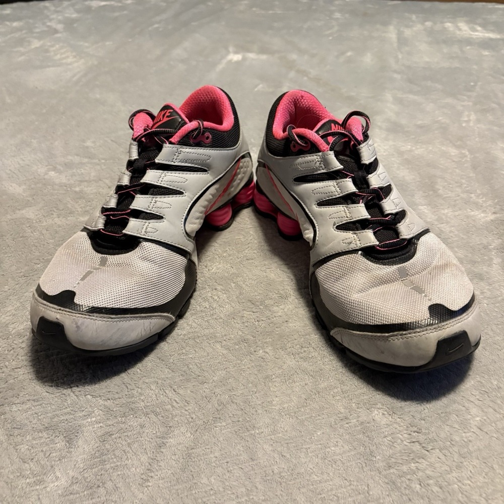 Nike Shox Vaeda Shoes Womens 11 Wolf Grey Pink Running Athletic Workout Sneakers